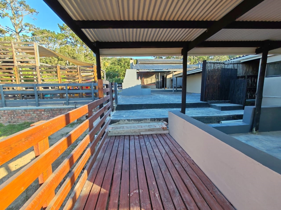 Commercial Property for Sale in Colleen Glen Eastern Cape